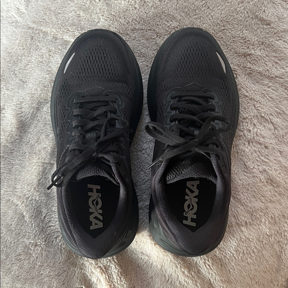 HOKA women’s  Bondi 9 Black Running Shoes